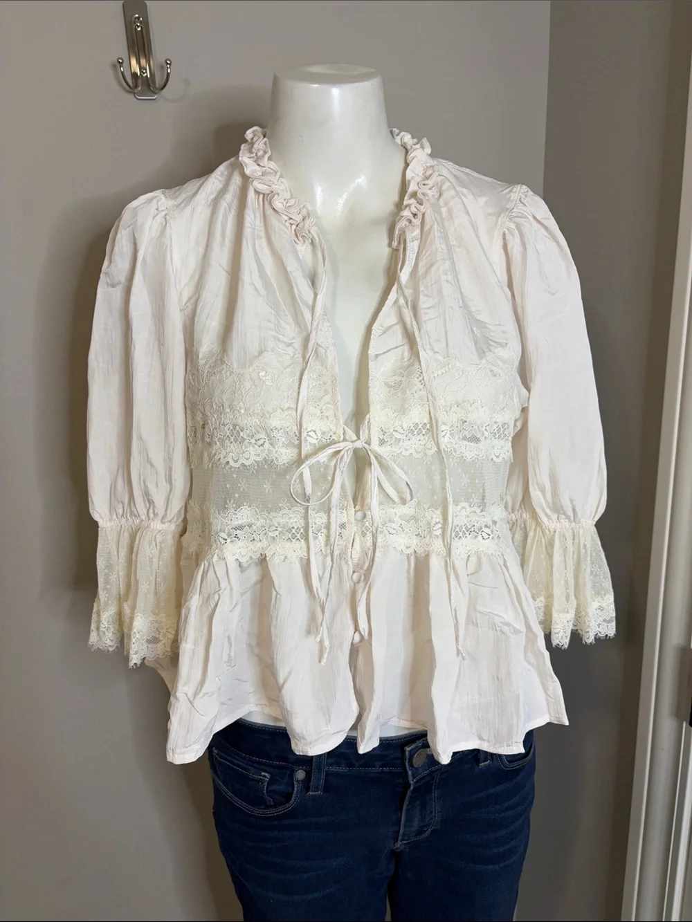Free People Forever Young Bed Jacket White Alyssum Top Sz XS NEW